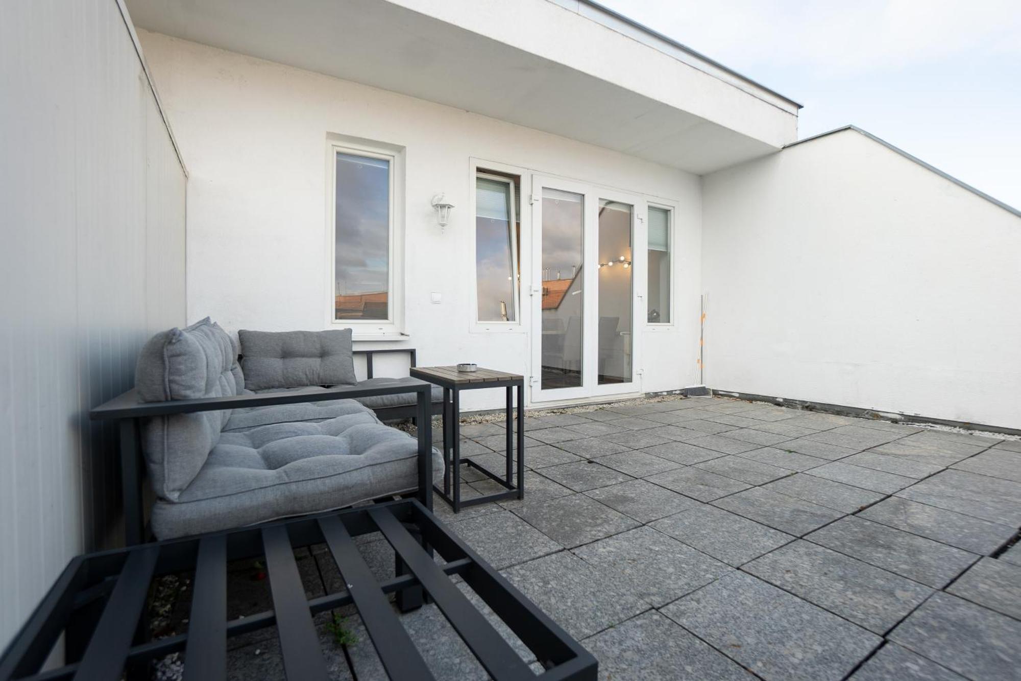 Apartment With A Private Terrace Located Right Near Belvedere Castle, 15 Minutes Away From Stephansdom 비엔나 외부 사진
